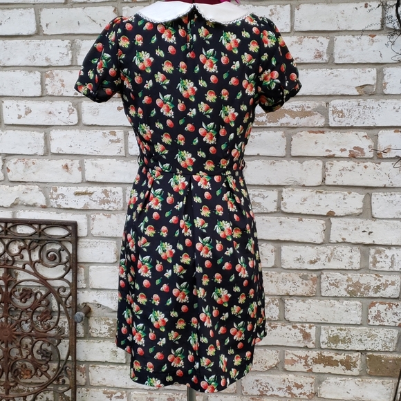 Dress - Picture 3 of 3